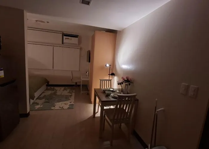 Key Luxe Makati 20a Apartment *